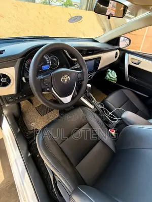 Toyota Corolla 2019 White
