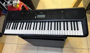 Yamaha PSR-E383 Keyboard KB400 Keyboard Combo