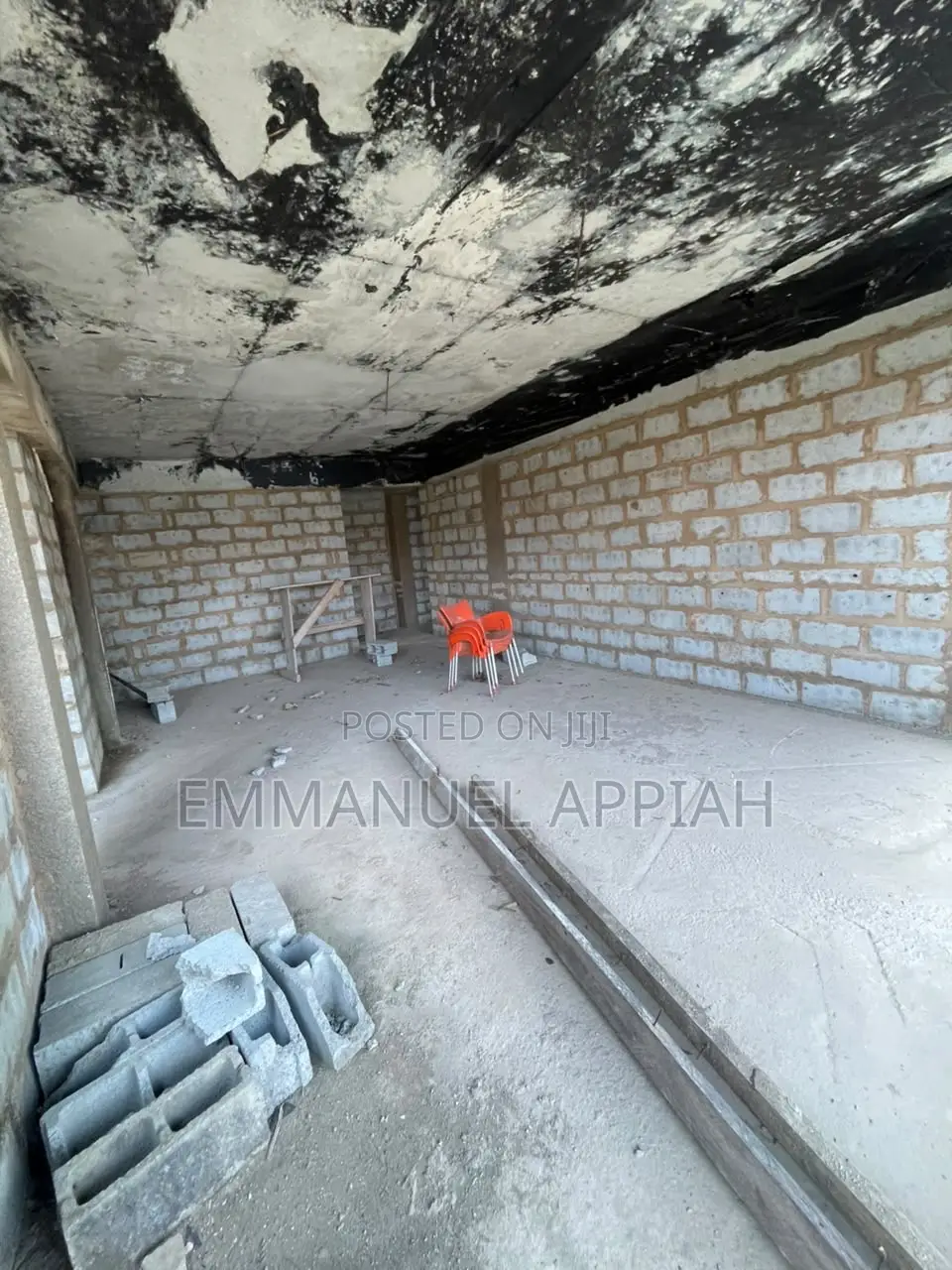 8bdrm Apartment in Achimota Abc for sale