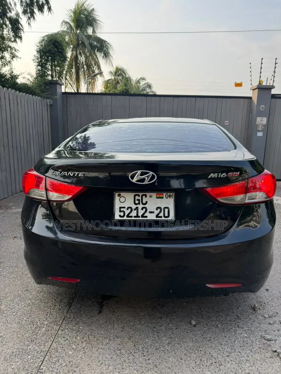 Hyundai Avante 2013 Black