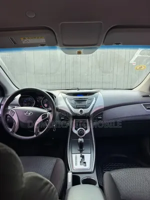 Hyundai Avante 2012 Black