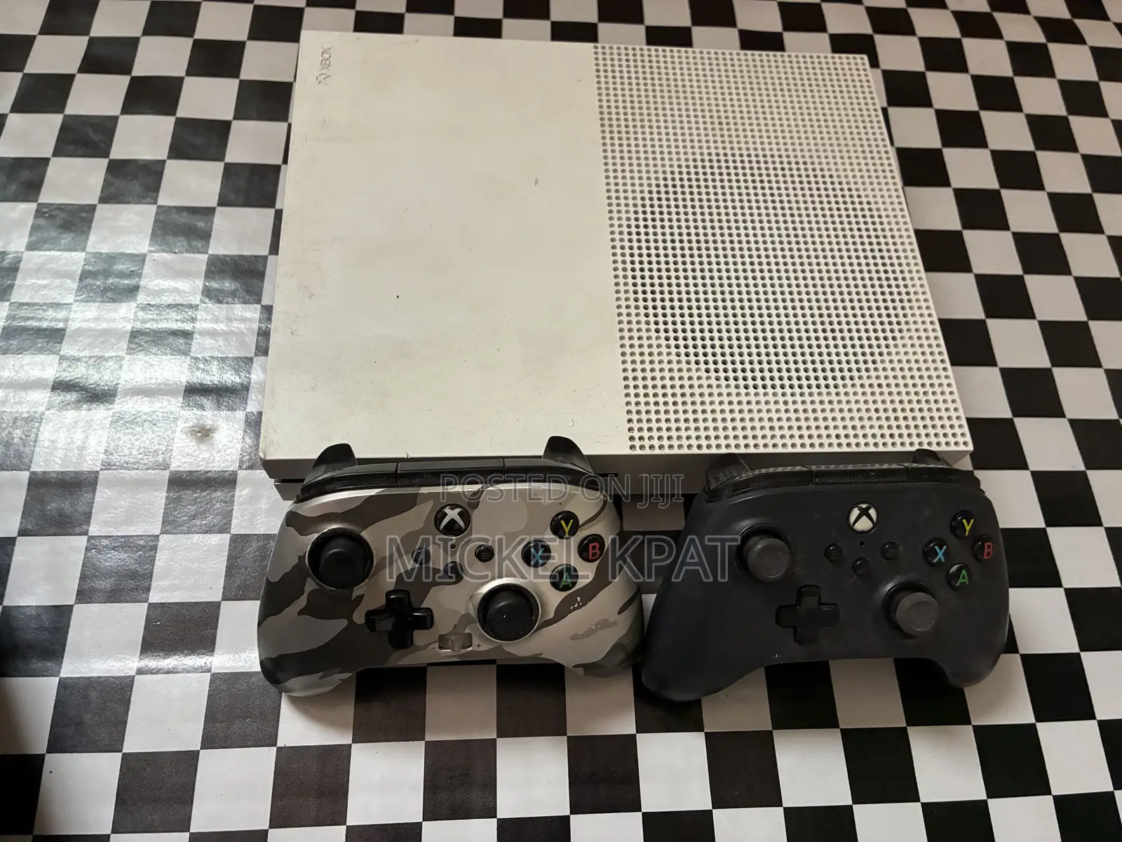 Xbox One S