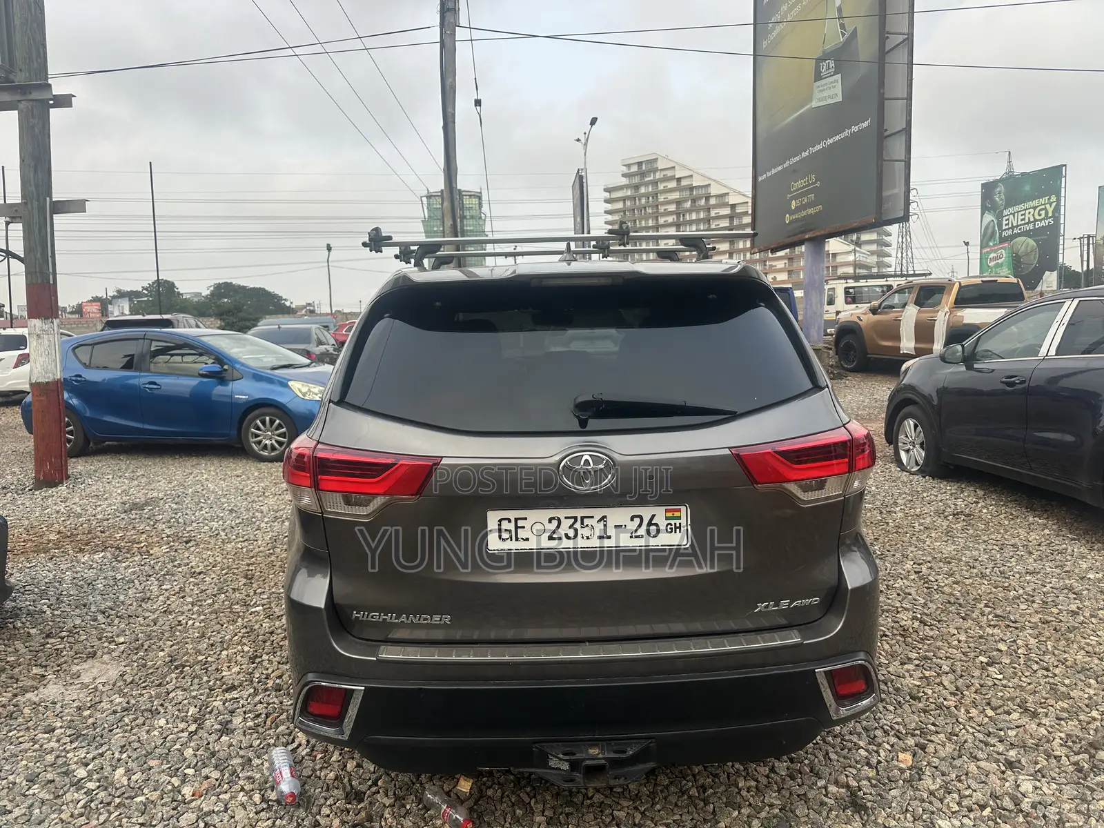 Toyota Highlander XLE 2019 Gray
