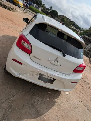 Mitsubishi Mirage SE 2018 Pearl