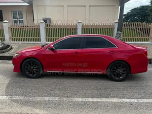 Toyota Camry 2014 Red