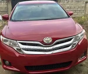 Toyota Venza AWD 2010 Red