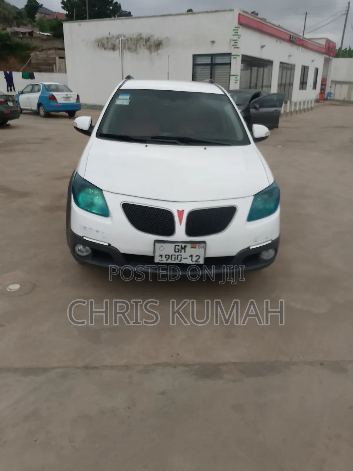 Pontiac Vibe 2006 White