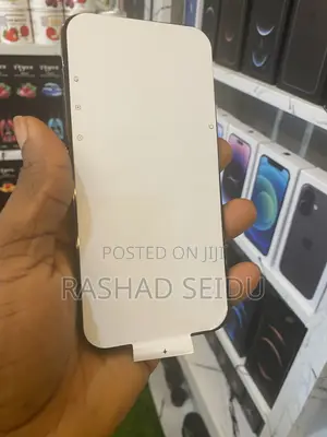 New Apple iPhone 15 Plus 128 GB
