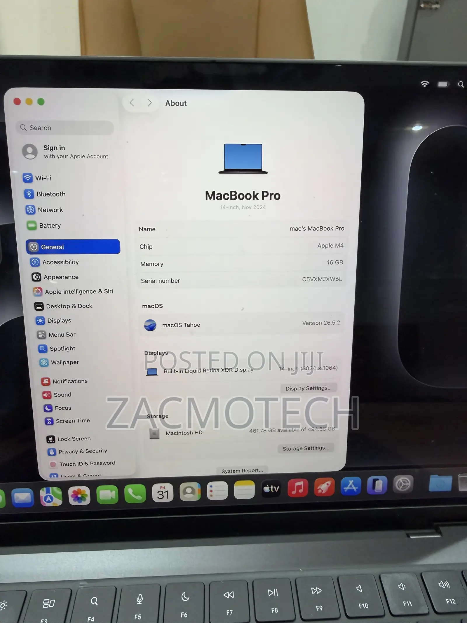 Laptop Apple MacBook Pro 2024 M4 16GB Apple M4 SSD 512GB