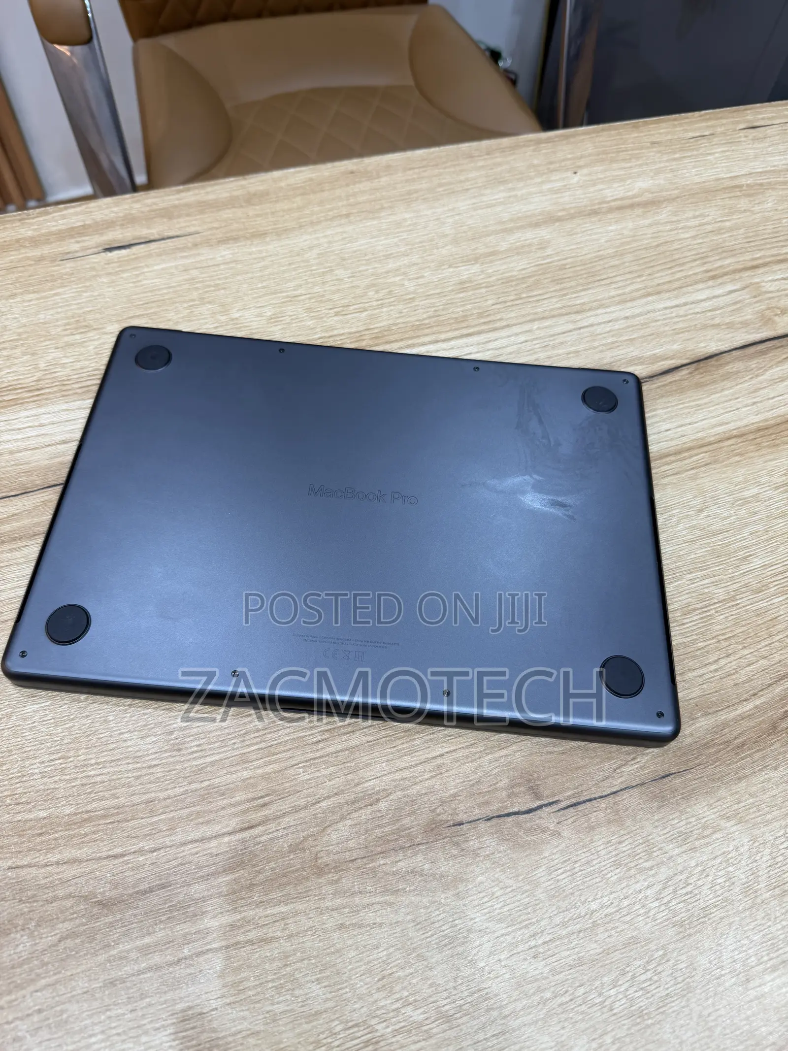 Laptop Apple MacBook Pro 2024 M4 16GB Apple M4 SSD 512GB