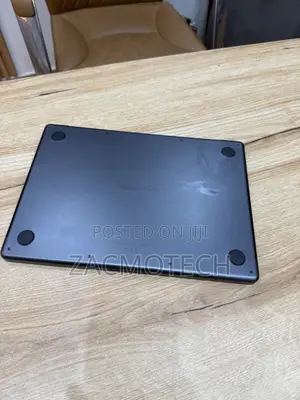 Laptop Apple MacBook Pro 2024 M4 16GB Apple M4 SSD 512GB