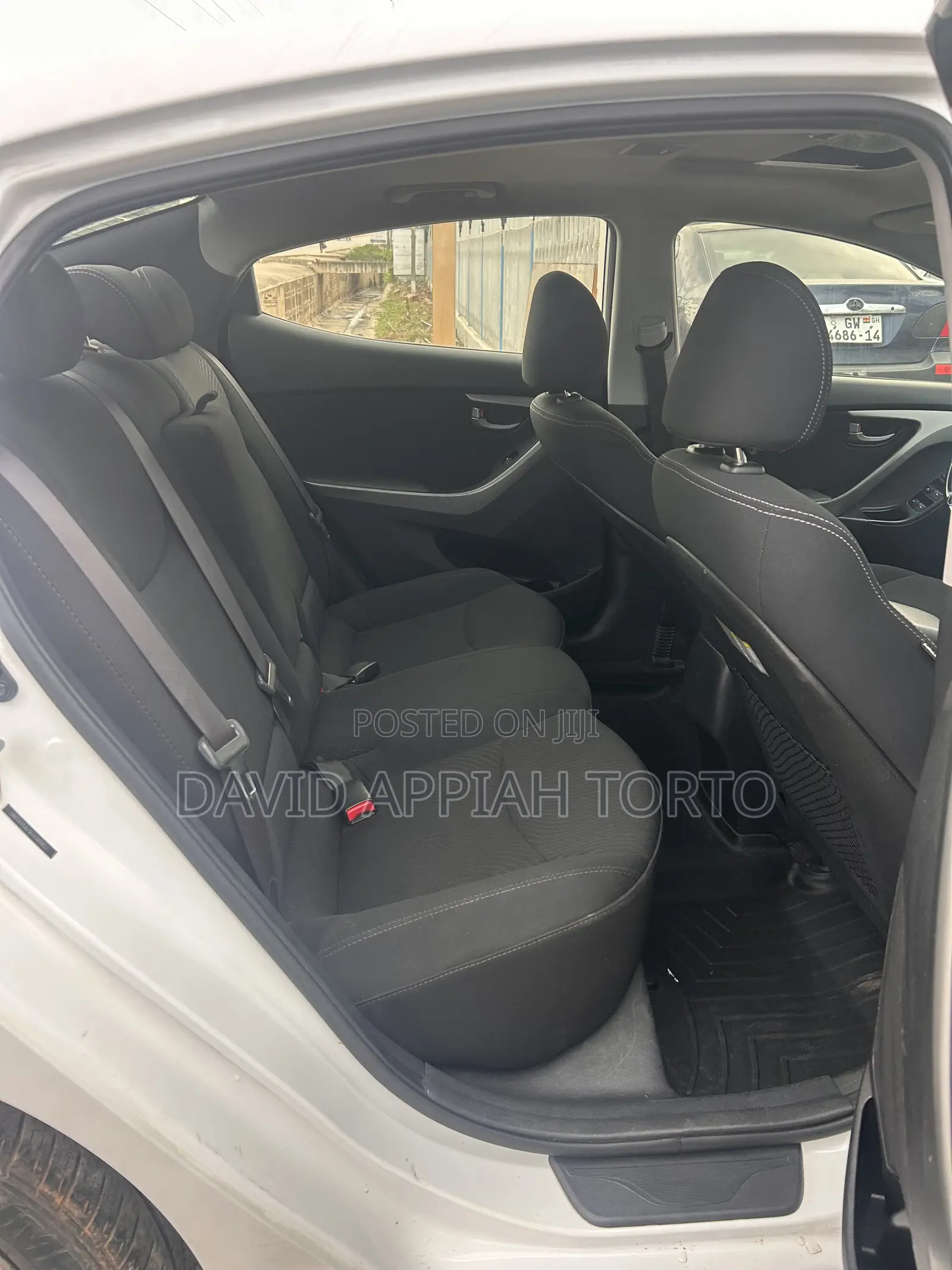 Hyundai Elantra SE 4dr Sedan (1.8L 4cyl 6A) 2015 White
