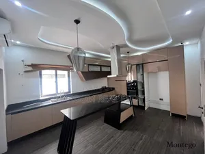4bdrm Duplex in Ashaley Botwe, School Junction for rent