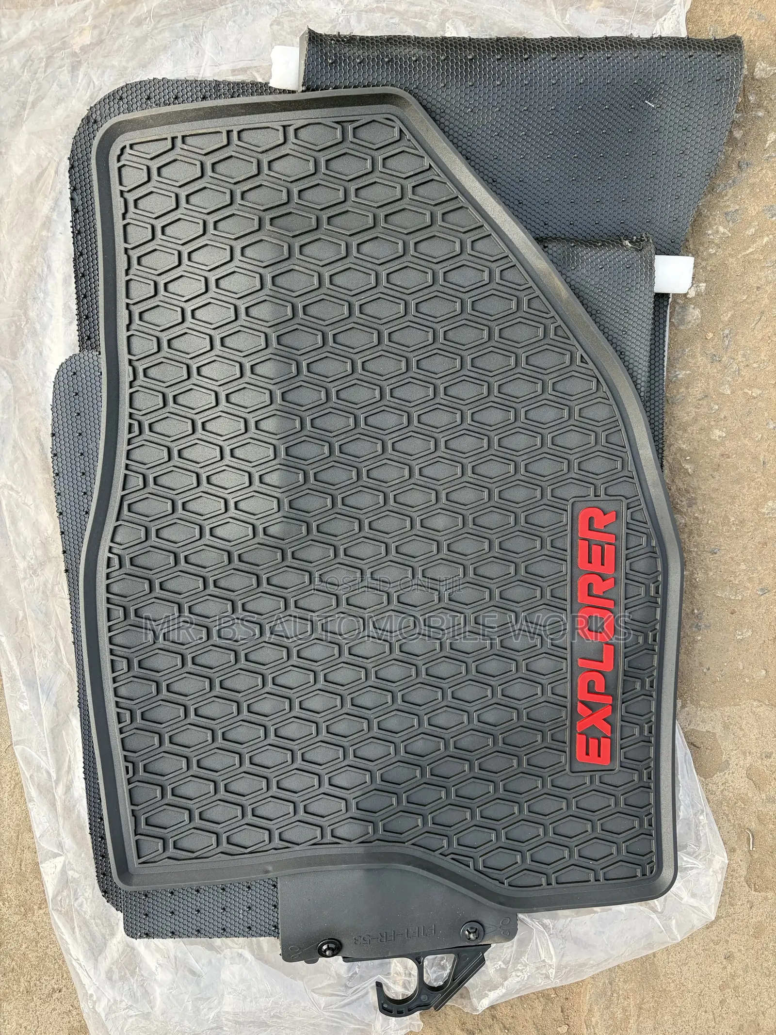 Ford Explorer Floor Mats 7 Seater (Carpets)