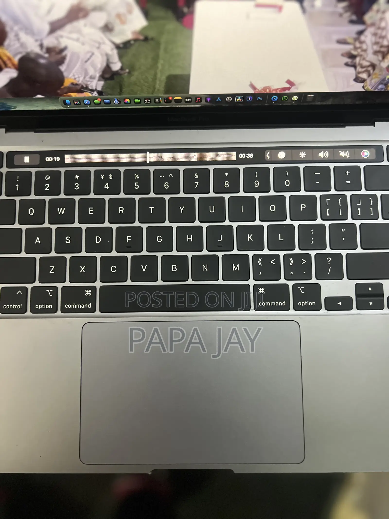 Laptop Apple MacBook Pro 2020 16GB Apple M1 SSD 1T