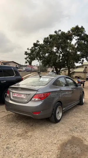 Hyundai Accent GLS 4dr Sedan (1.6L 4cyl 6A) 2014 Gray