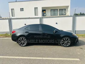 Toyota Corolla 2019 Black