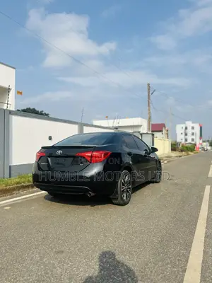 Toyota Corolla 2019 Black