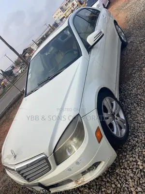 Mercedes-Benz C300 2008 White
