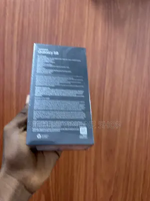 New Samsung Galaxy S8 64 GB Black