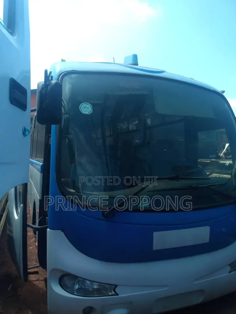 Kia Granbird 2010 Blue