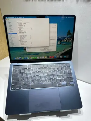 Laptop Apple MacBook Air 2024 M3 8GB Apple M3 SSD 256GB