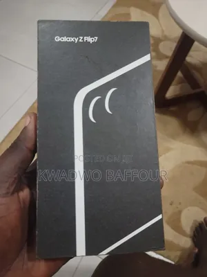 New Samsung Galaxy Z Flip7 256 GB Black