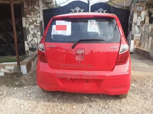 Hyundai I10 2012 Red