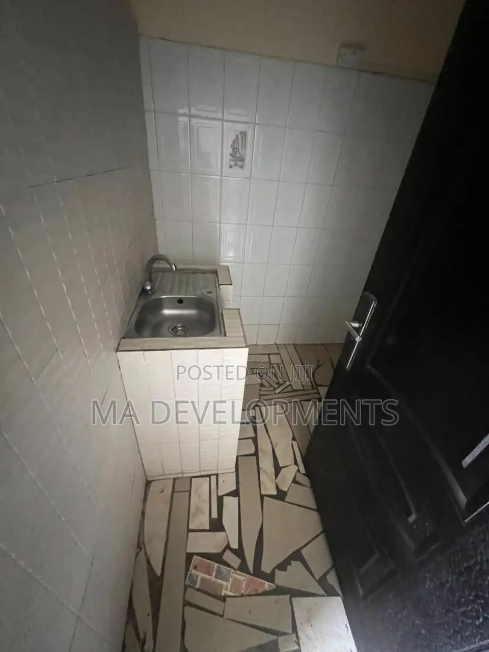 Studio Apartment in Madev Realty, Achimota for rent
