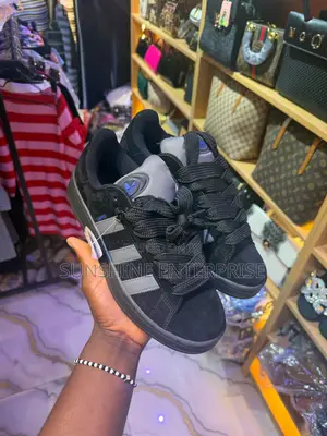 Adidas Campus