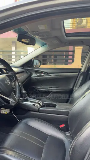 Honda Civic EX-L 4dr Sedan (1.5L 4cyl) 2016 Silver