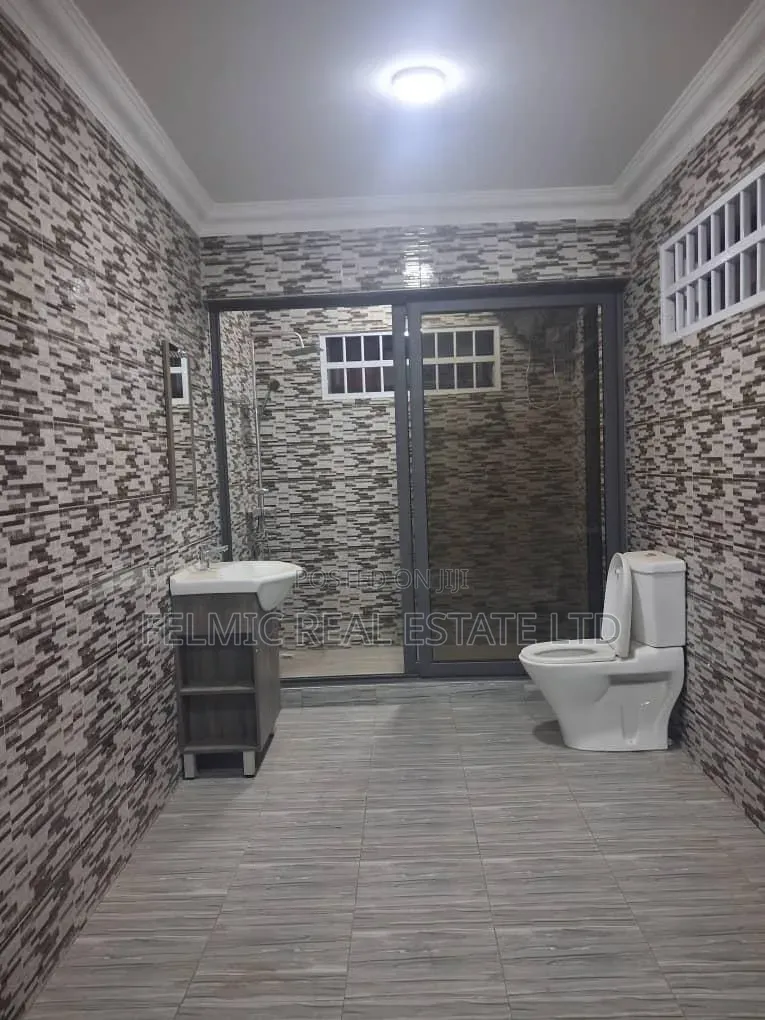 4bdrm House in Felmic Real Estate, Accra Metropolitan for rent