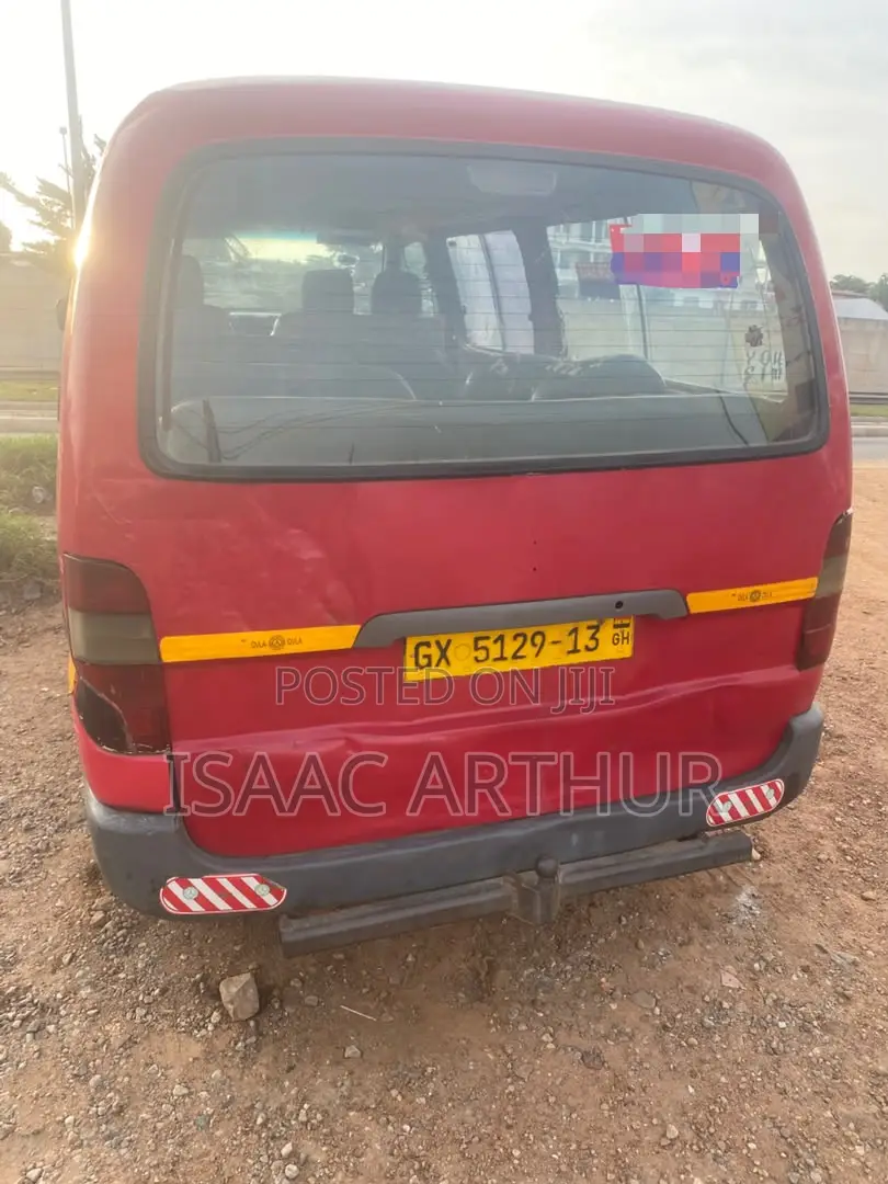 Toyota HiAce 2012 Red