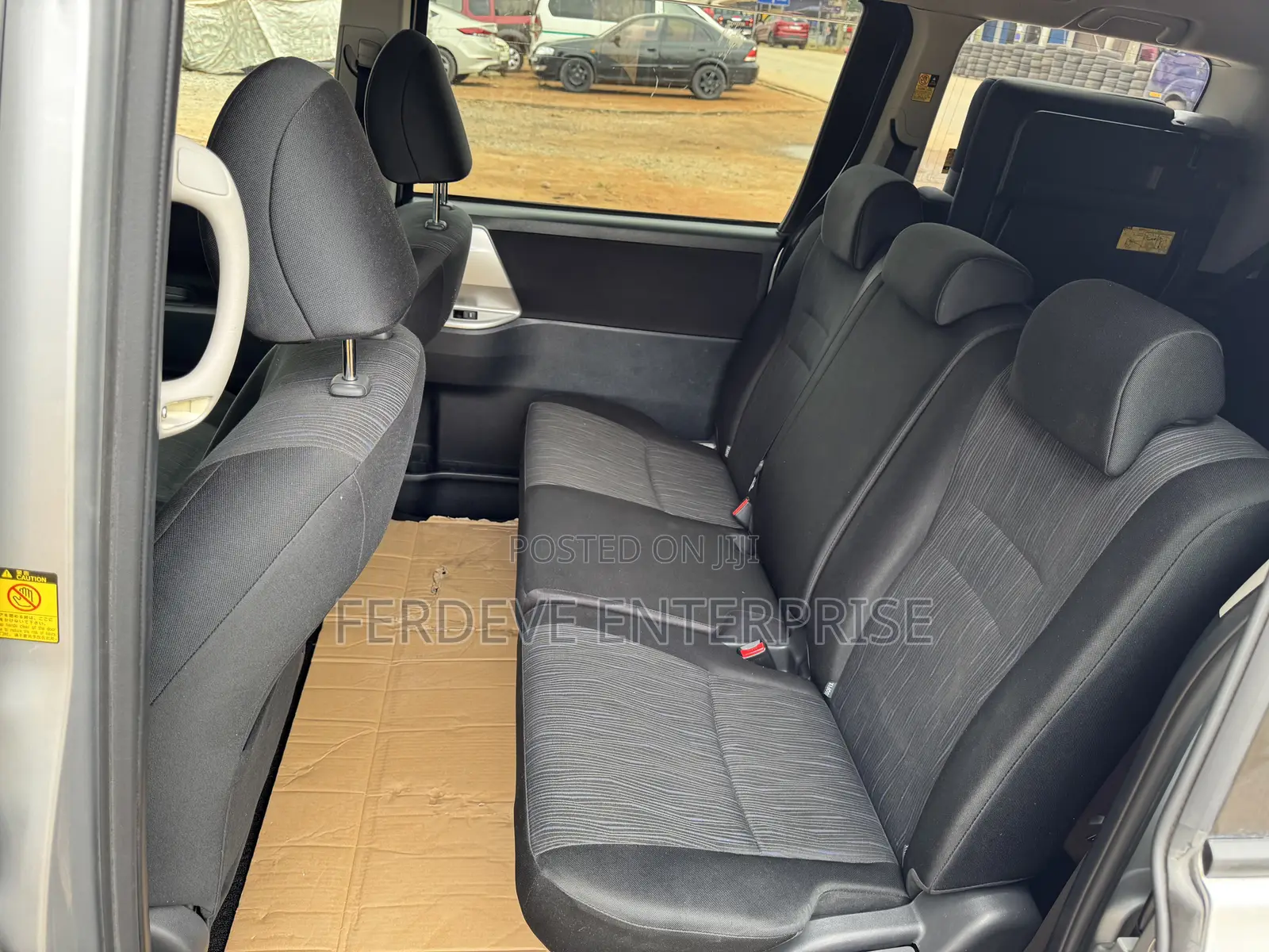 Toyota Voxy 2012 White