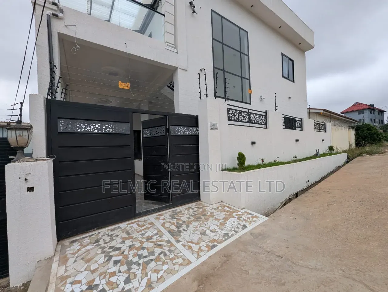 Furnished 3bdrm Apartment in Felmic Real Estate, Mile 7 for rent