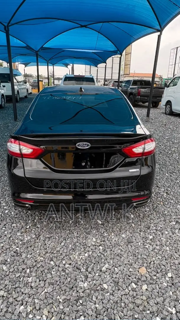 Ford Fusion SE AWD 2016 Black