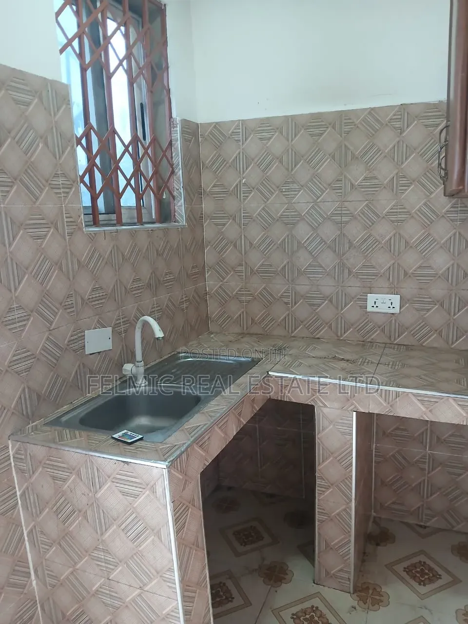 1bdrm Apartment in Felmic Real Estate, Hong Kong for rent