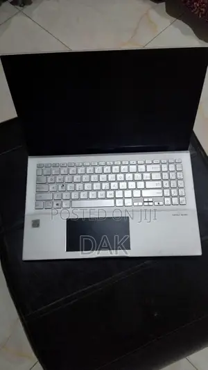 Laptop Asus Vivobook S 15 8GB Intel Core i5 SSD 500GB