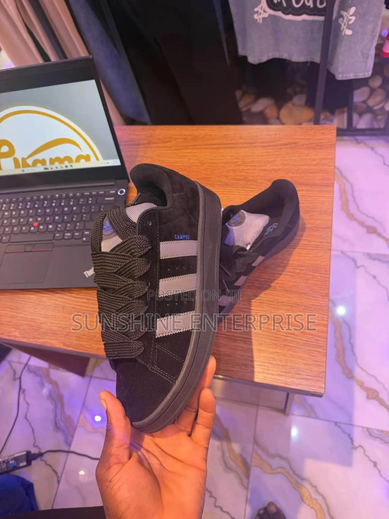 Adidas Campus