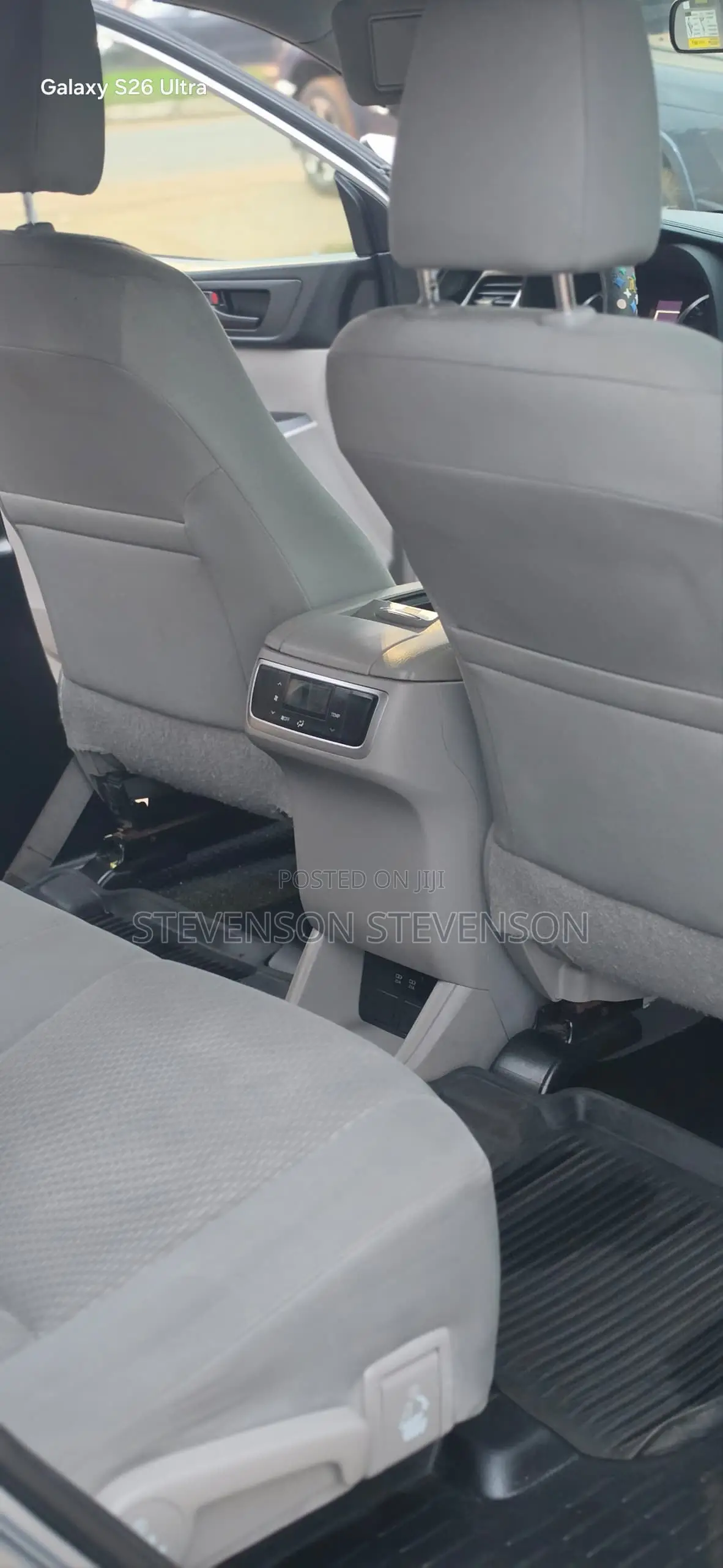 Toyota Highlander LE Plus 2019 Silver