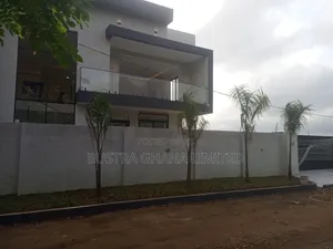 4bdrm Mansion in Pokuase Acp, Budumburam for sale