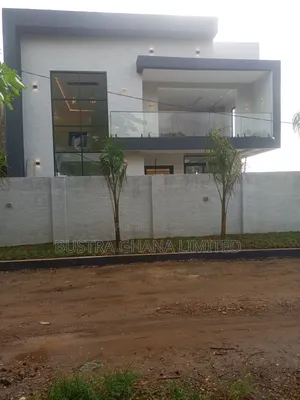 4bdrm Mansion in Pokuase Acp, Budumburam for sale