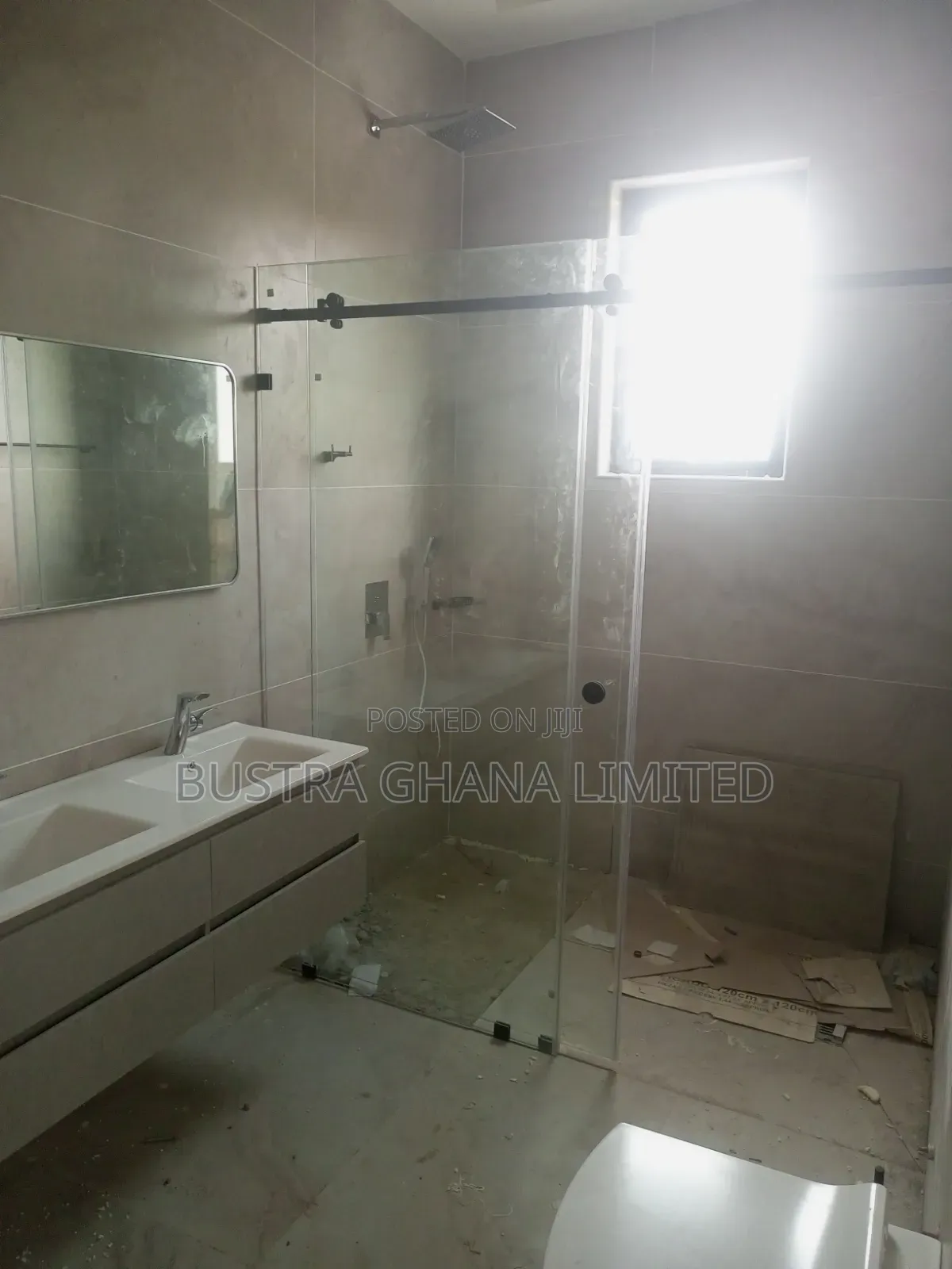 4bdrm Mansion in Pokuase Acp, Budumburam for sale