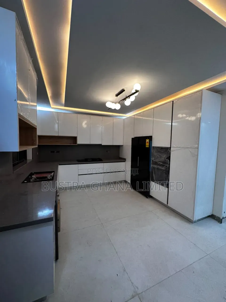 4bdrm Mansion in Pokuase Acp, Budumburam for sale
