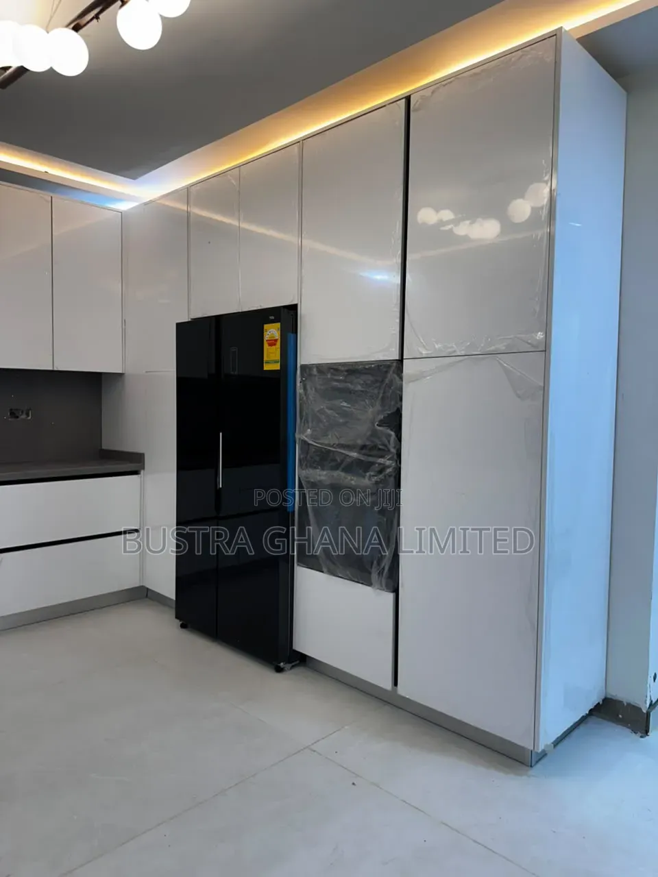 4bdrm Mansion in Pokuase Acp, Budumburam for sale