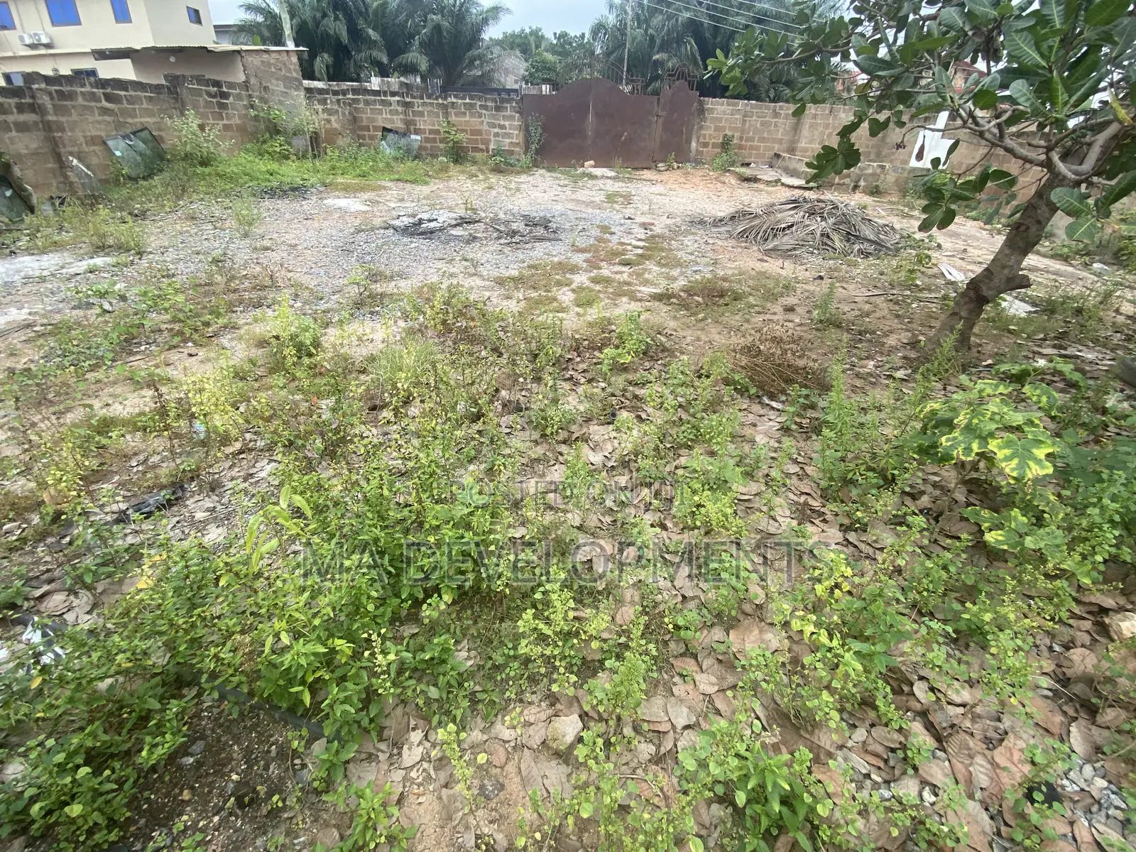 One Plot of Land With 4 Bedroom Structure for Sale at Ofankor 7 Days