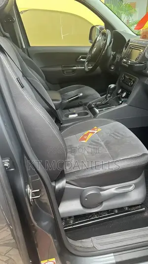 Volkswagen Amarok 2015 Gray