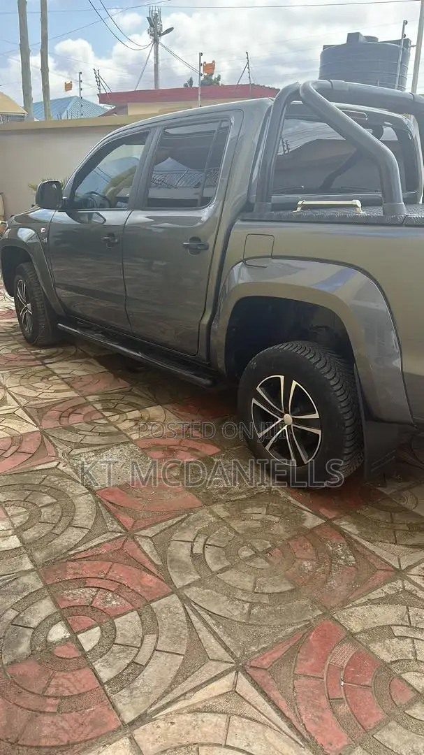 Volkswagen Amarok 2015 Gray