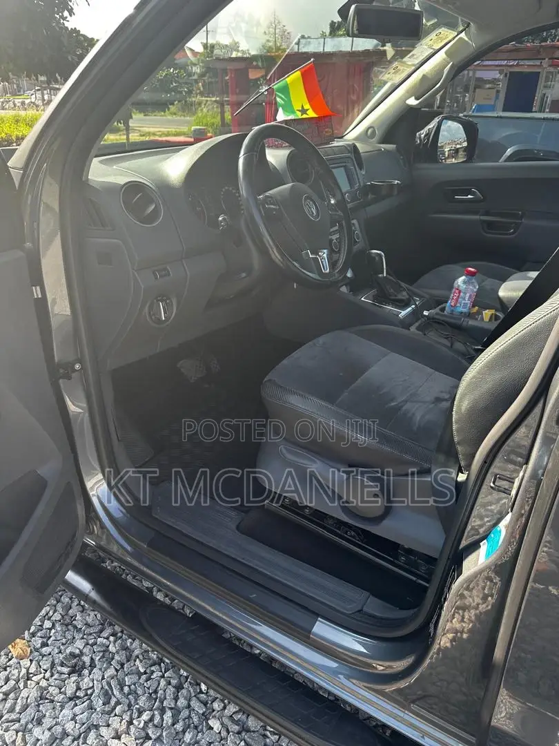 Volkswagen Amarok 2015 Gray