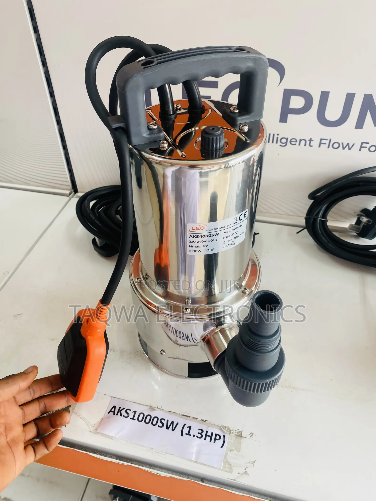 Build-in Float Switch Leo 1.3hp Submersible Pump